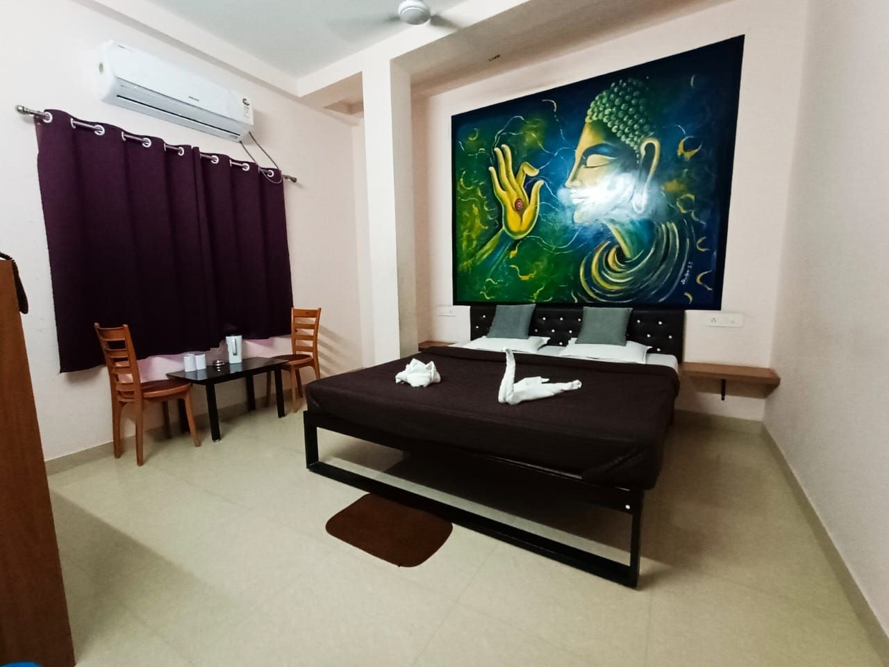 Room 3